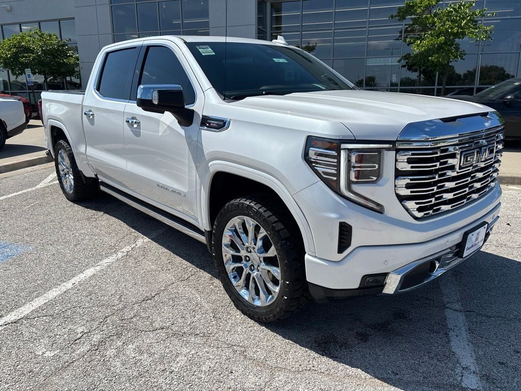 2023 GMC Sierra 1500 4WD Crew Cab Short Box Denali