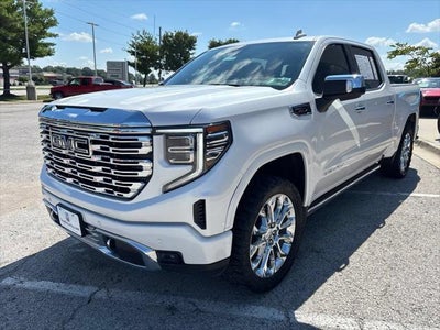 2023 GMC Sierra 1500 4WD Crew Cab Short Box Denali