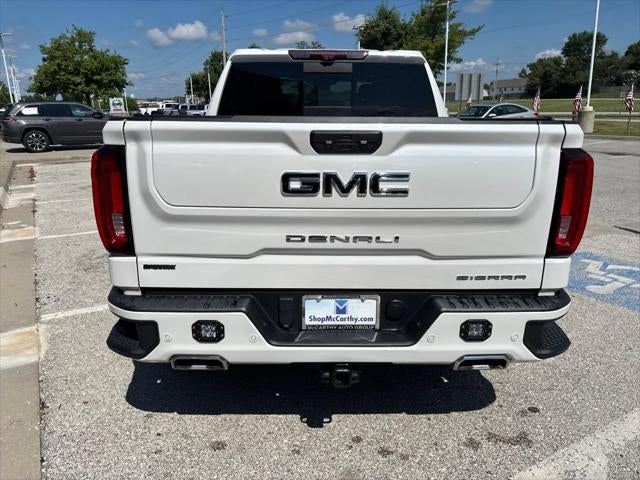 2023 GMC Sierra 1500 4WD Crew Cab Short Box Denali