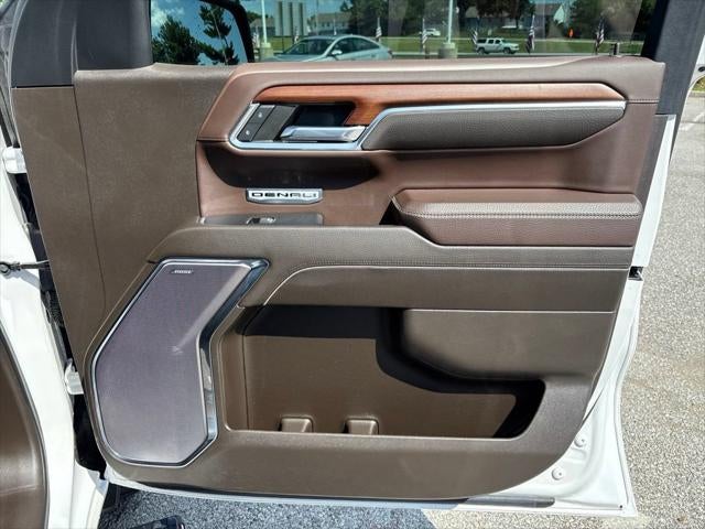 2023 GMC Sierra 1500 4WD Crew Cab Short Box Denali