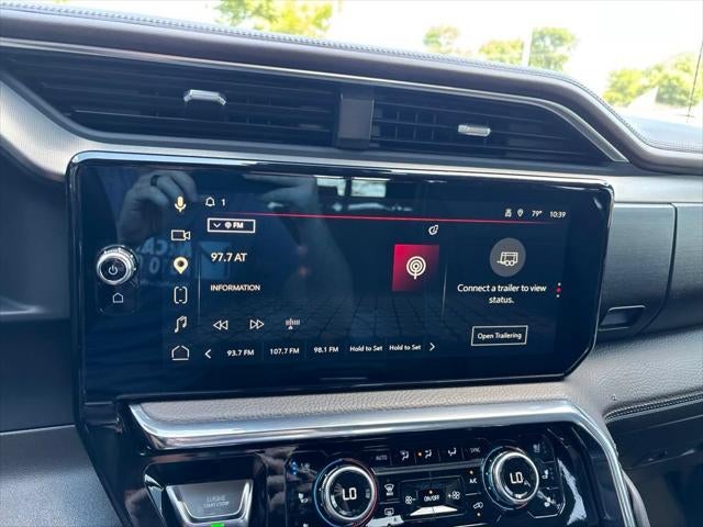 2023 GMC Sierra 1500 4WD Crew Cab Short Box Denali