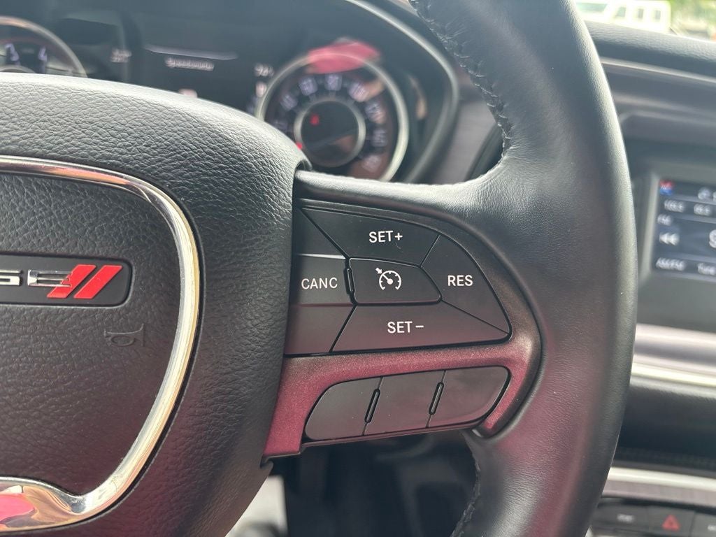 2015 Dodge Challenger SXT