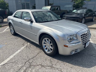 2005 Chrysler 300C Base