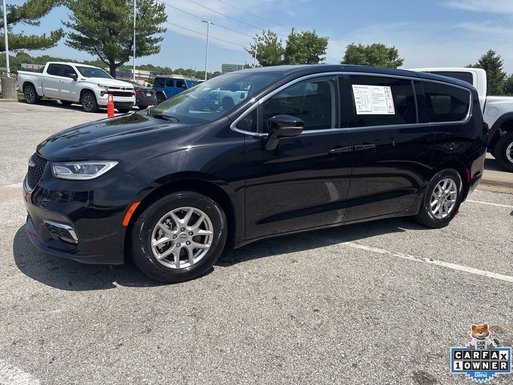 2024 Chrysler Pacifica Touring L