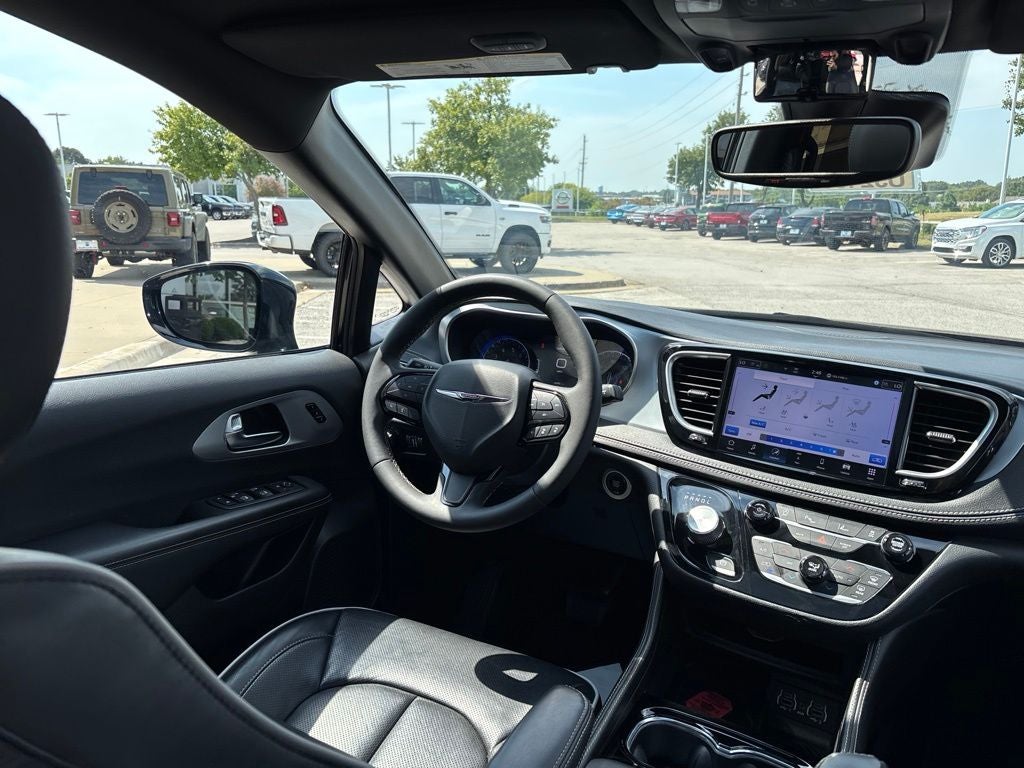 2025 Chrysler Pacifica Limited