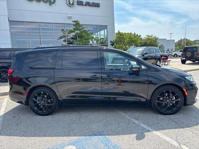 2025 Chrysler Pacifica Limited