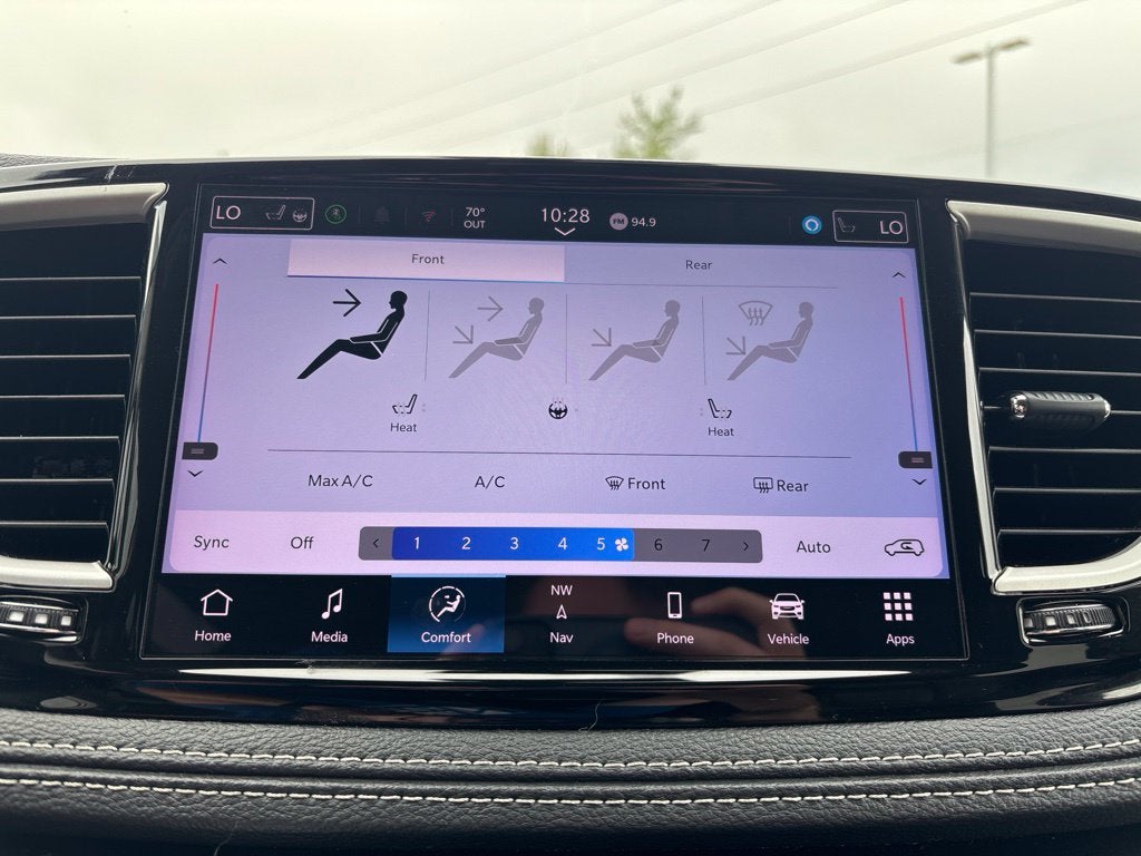 2024 Chrysler Pacifica Hybrid Select