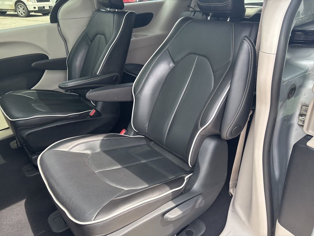 2023 Chrysler Pacifica Hybrid Limited