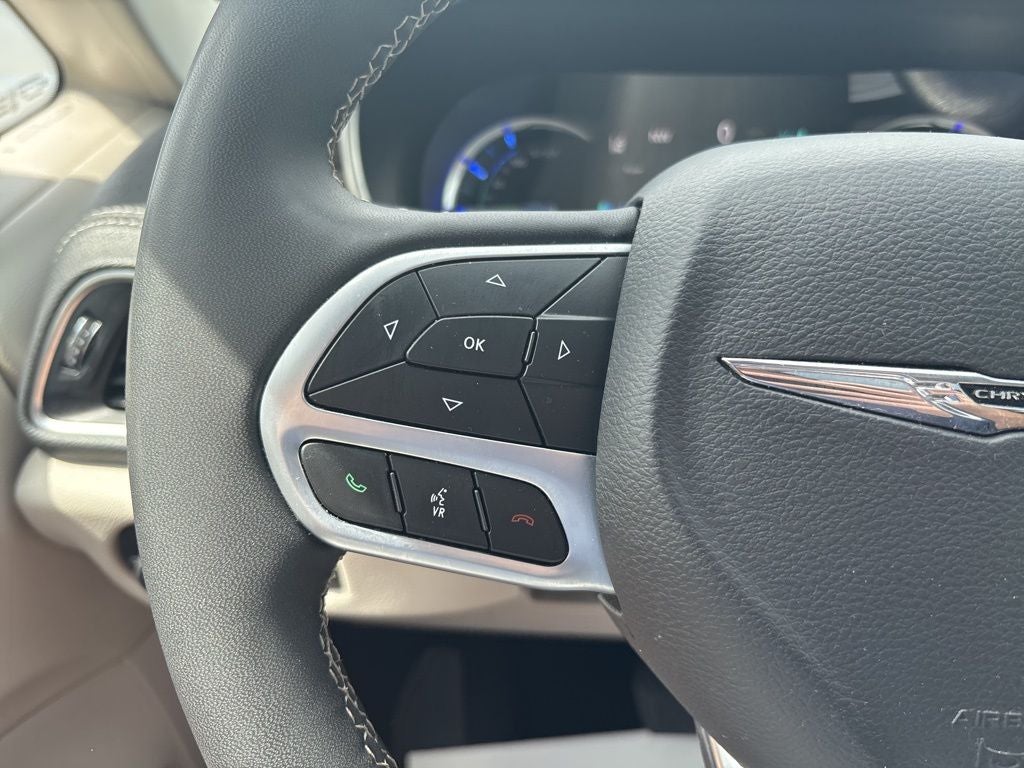 2023 Chrysler Pacifica Hybrid Limited