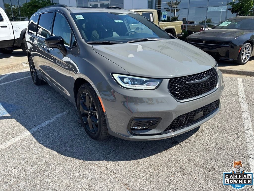 2025 Chrysler Pacifica Limited