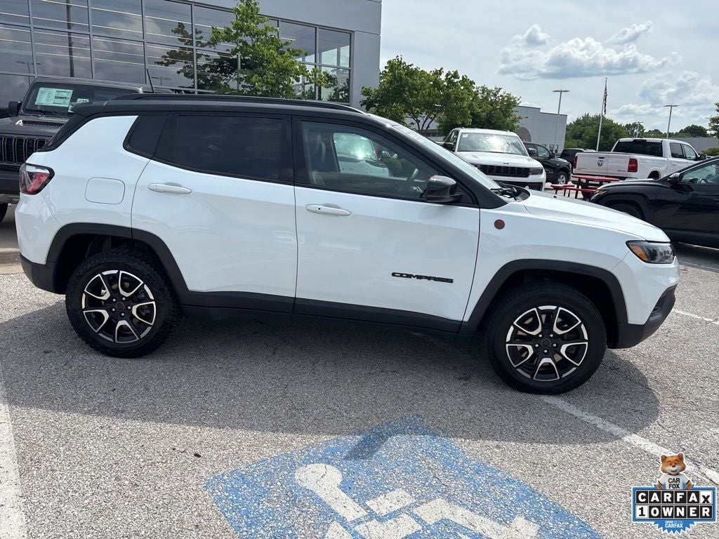 2025 Jeep Compass Trailhawk