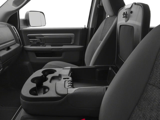 2017 RAM 3500 Big Horn Crew Cab 4x4 8' Box