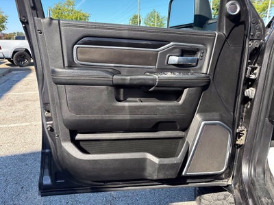 2023 RAM 3500 Laramie Crew Cab 4x4 8' Box