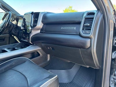2023 RAM 3500 Laramie Crew Cab 4x4 8' Box