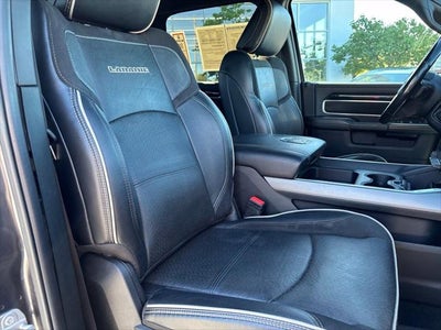 2023 RAM 3500 Laramie Crew Cab 4x4 8' Box