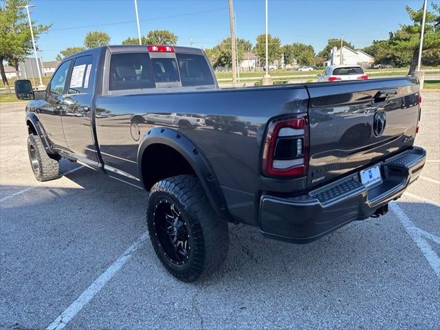 2023 RAM 3500 Laramie Crew Cab 4x4 8' Box