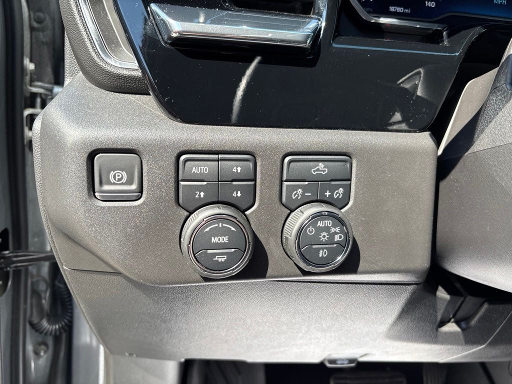 2025 Chevrolet Silverado 1500 LT Trail Boss