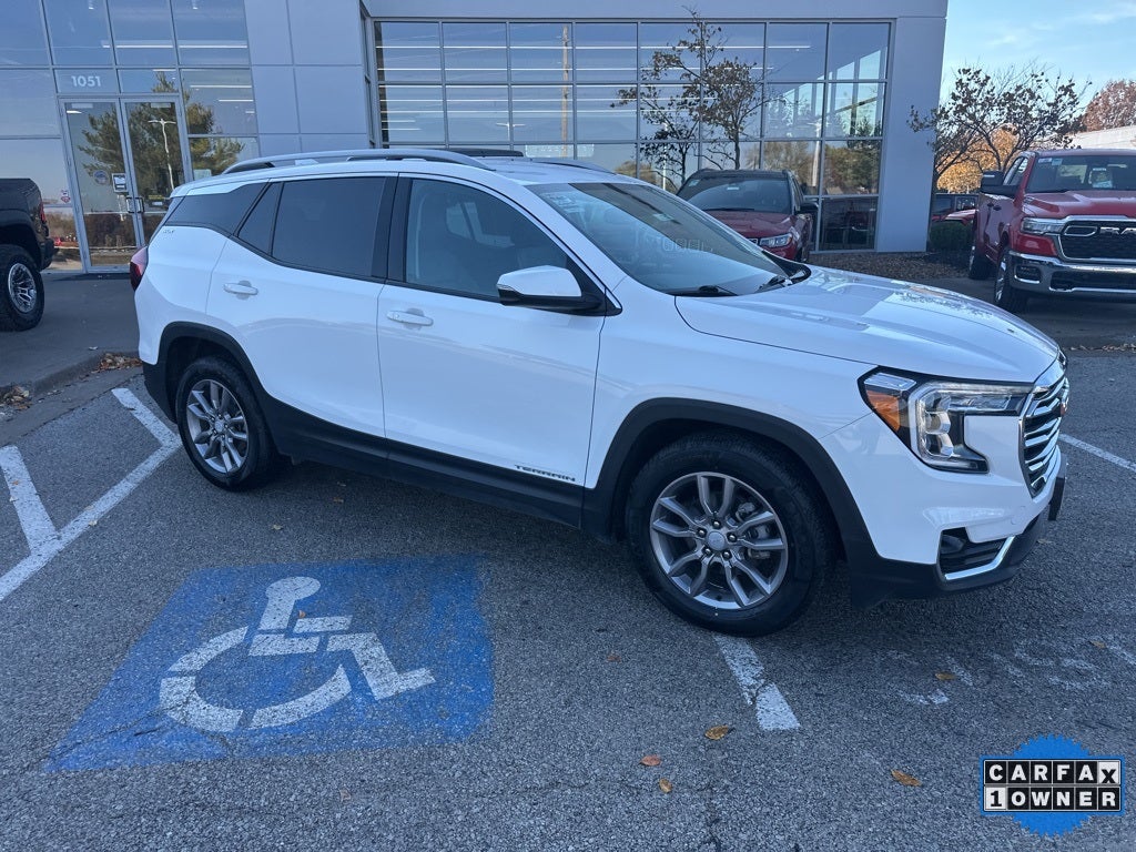 2024 GMC Terrain SLT