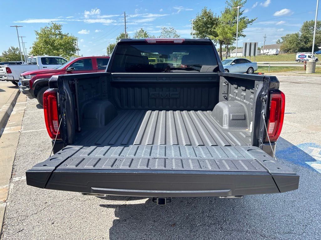 2024 GMC Sierra 1500 4WD Crew Cab Short Box SLT