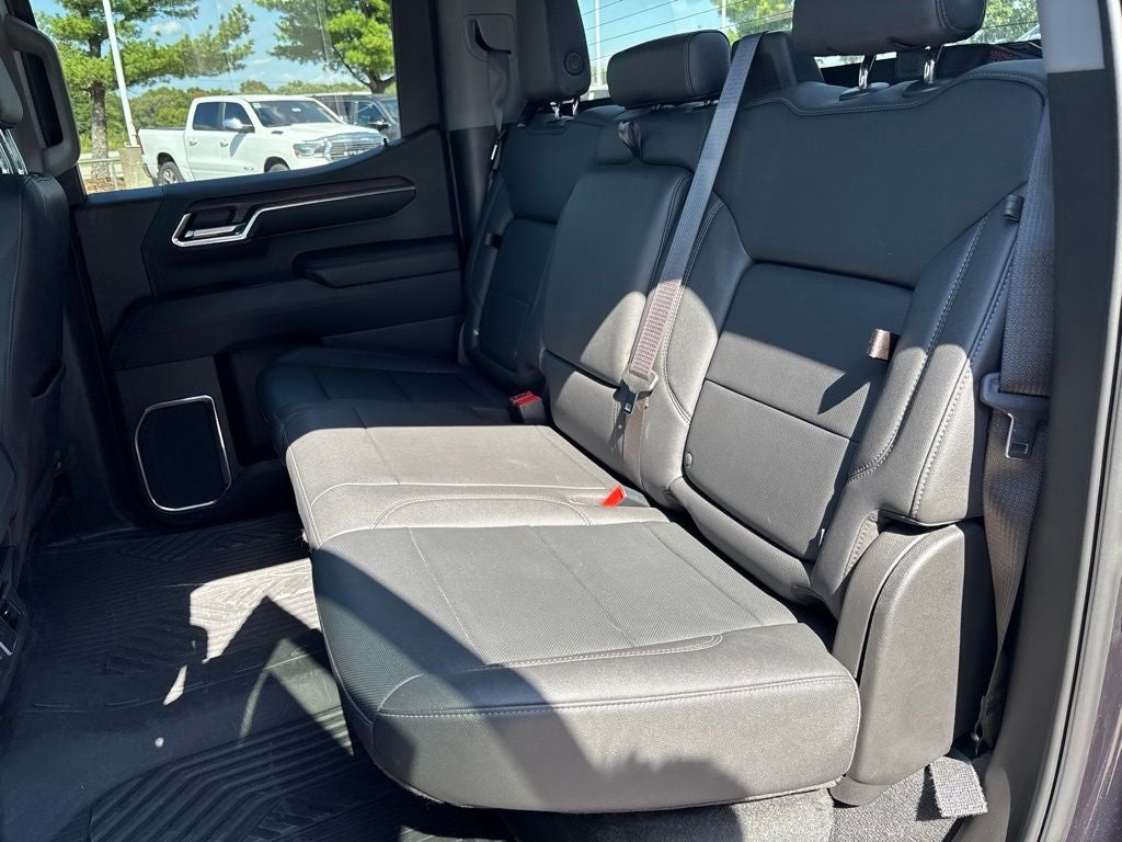 2024 GMC Sierra 1500 4WD Crew Cab Short Box SLT