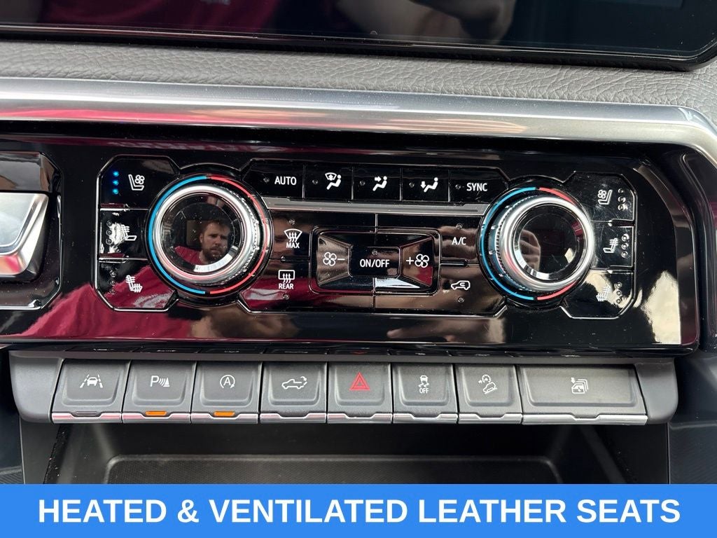 2023 GMC Sierra 1500 4WD Crew Cab Short Box Denali