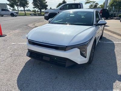 2025 Kia K4 LXS