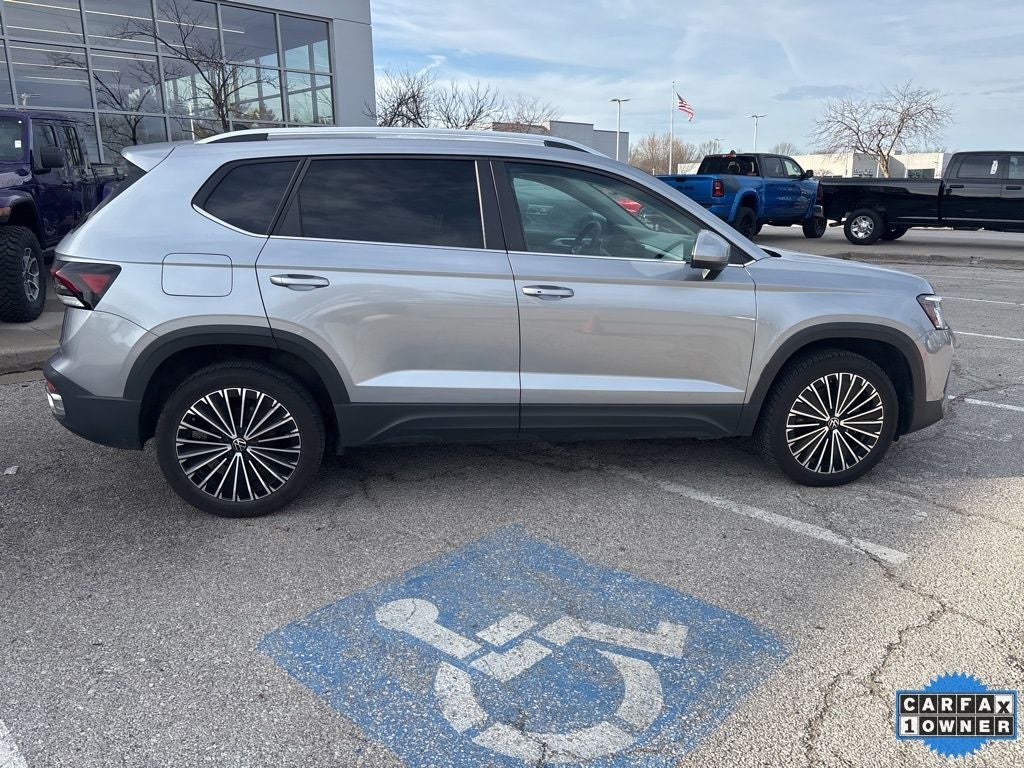 2025 Volkswagen Taos 1.5T SE