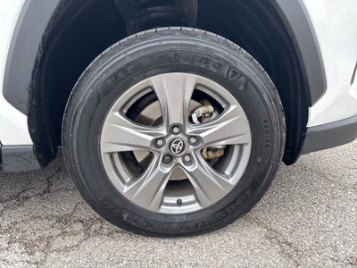 2022 Toyota RAV4 Hybrid XLE