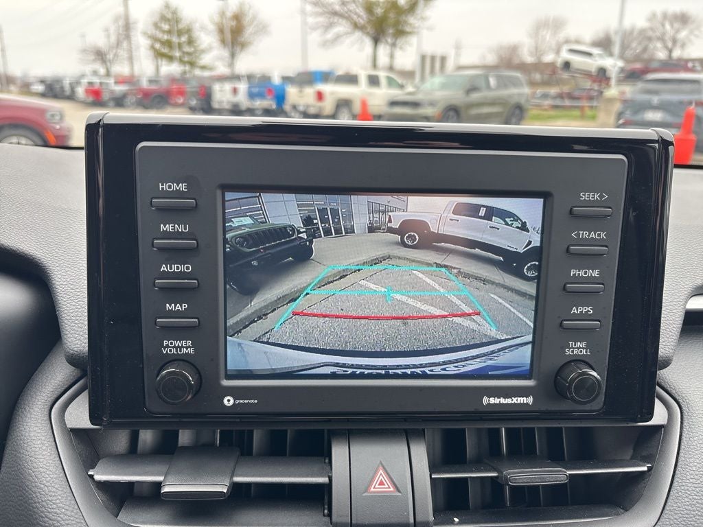 2022 Toyota RAV4 Hybrid XLE