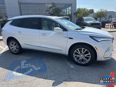 2024 Buick Enclave Essence