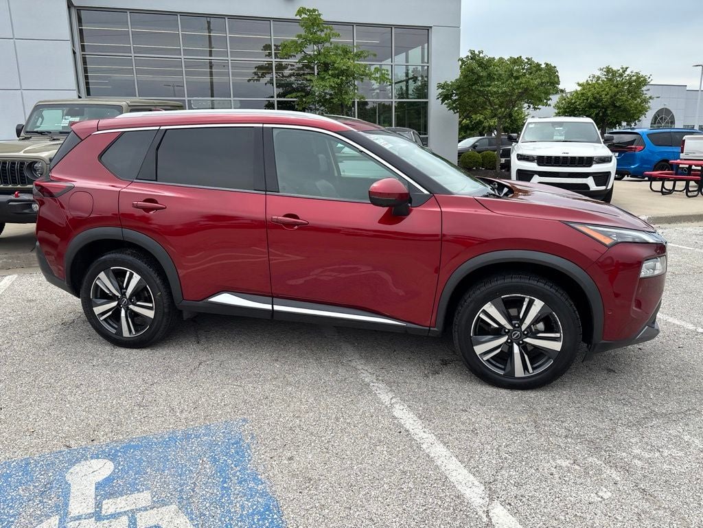 2023 Nissan Rogue SL FWD