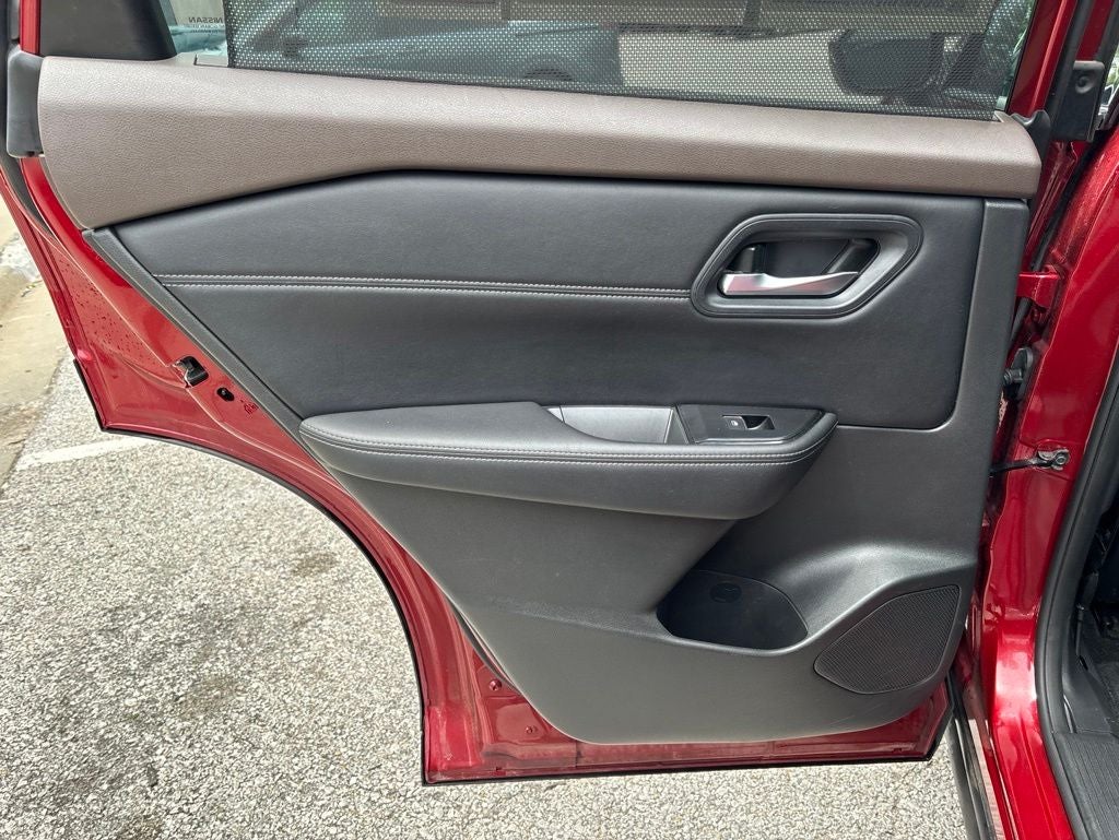 2023 Nissan Rogue SL FWD