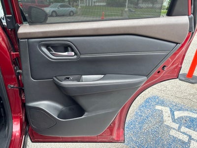 2023 Nissan Rogue SL FWD