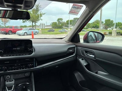 2023 Nissan Rogue SL FWD