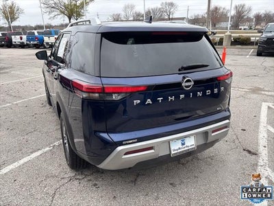 2025 Nissan Pathfinder SL FWD