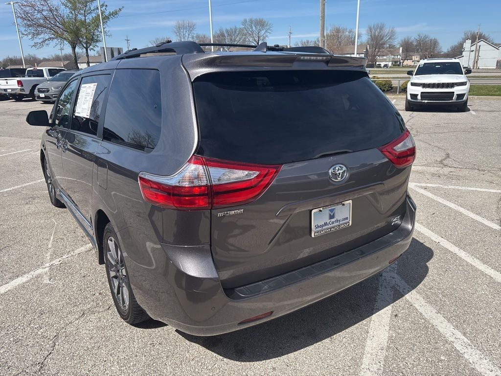 2018 Toyota Sienna XLE Premium 7 Passenger