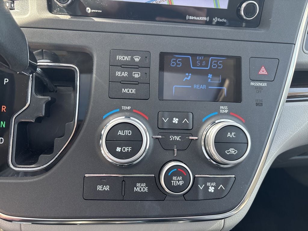 2018 Toyota Sienna XLE Premium 7 Passenger