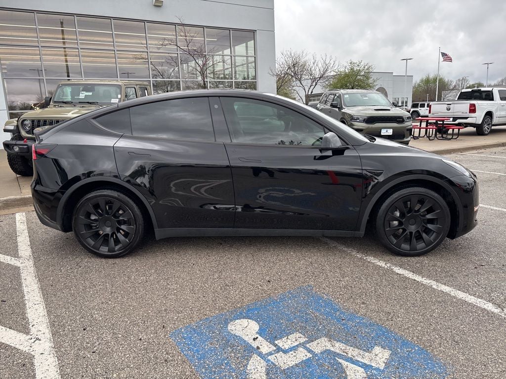 2023 Tesla Model Y Long Range