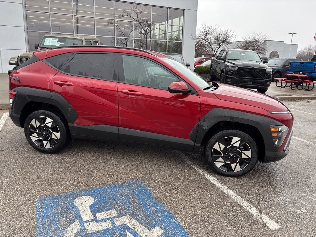 2025 Hyundai KONA SEL