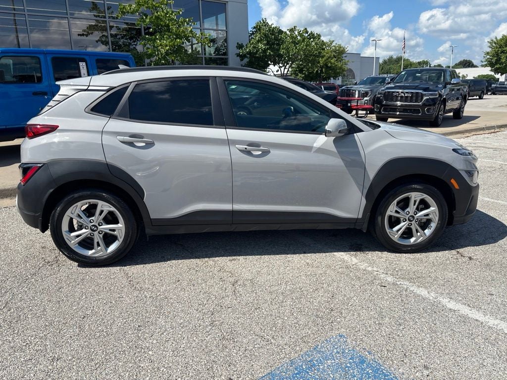 2023 Hyundai KONA SEL