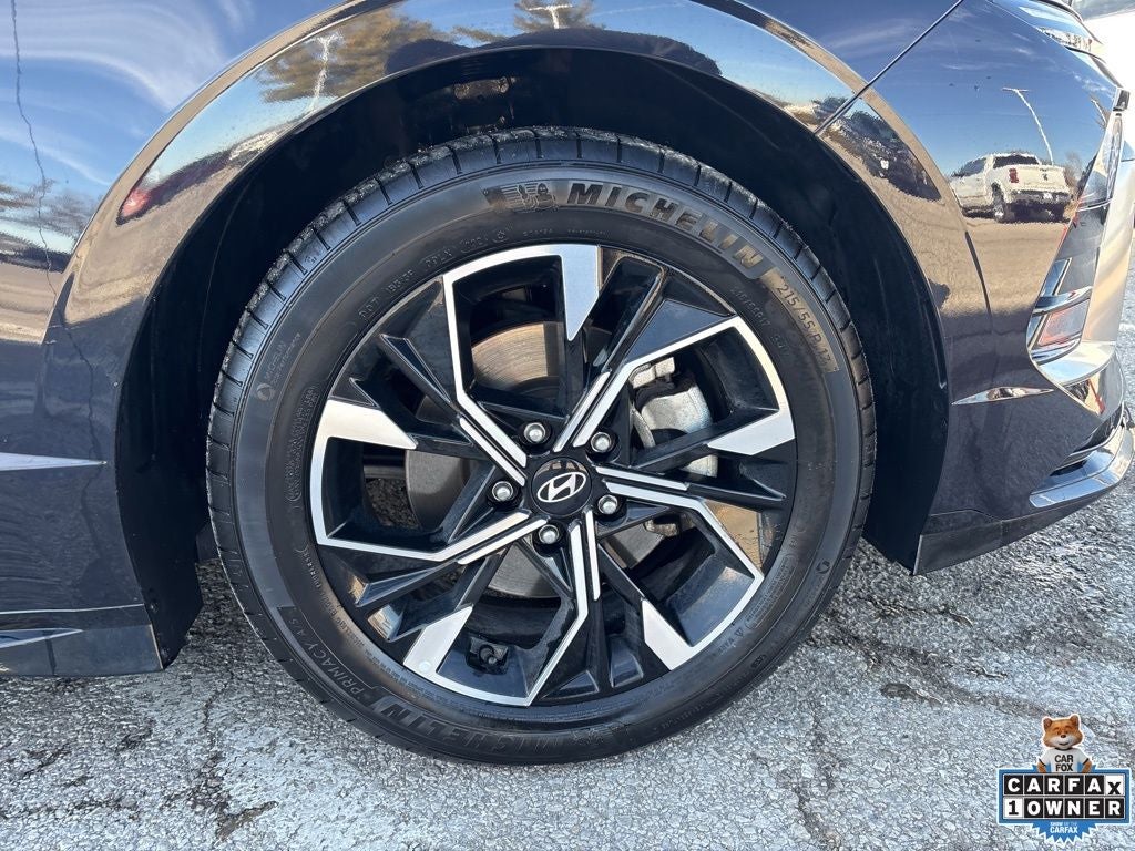 2025 Hyundai SONATA SEL