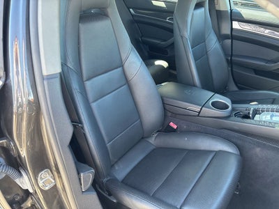 2012 Porsche Panamera 4S