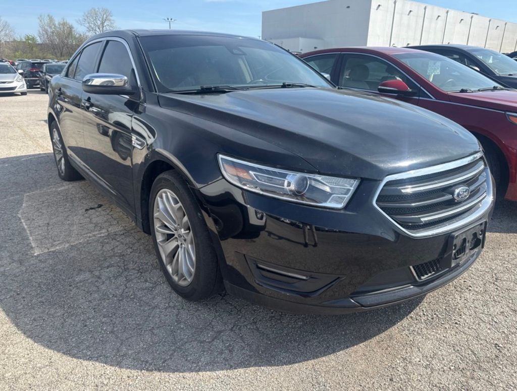 Used 2018 Ford Taurus Limited with VIN 1FAHP2F8XJG110401 for sale in Kansas City