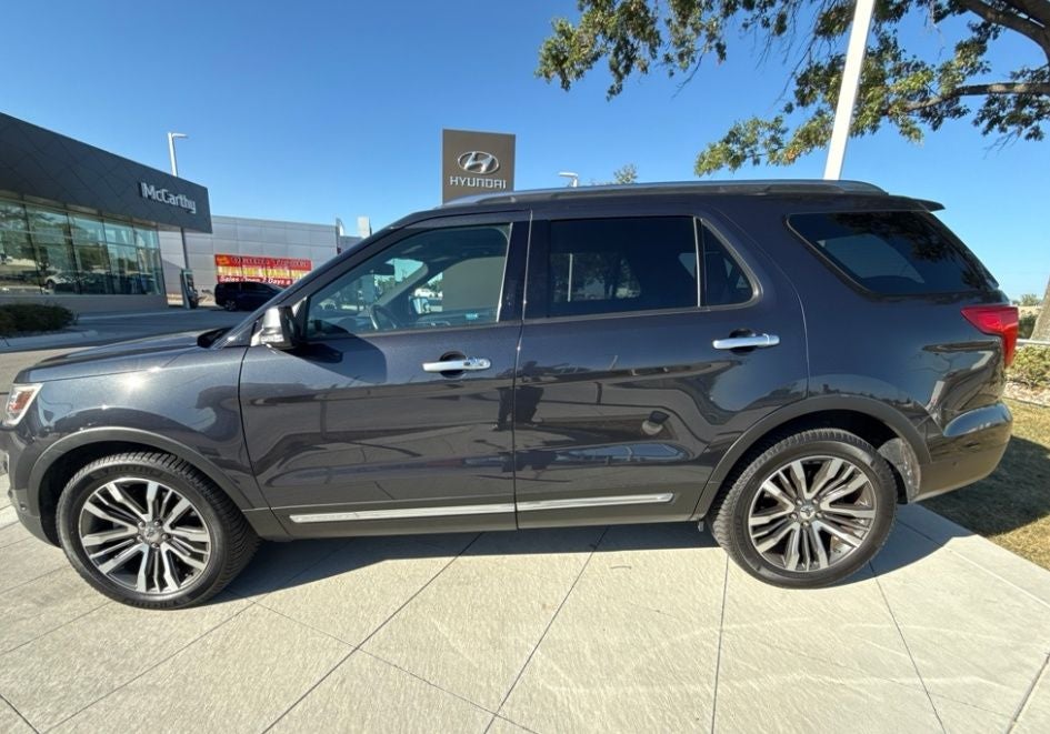 2017 Ford Explorer Platinum