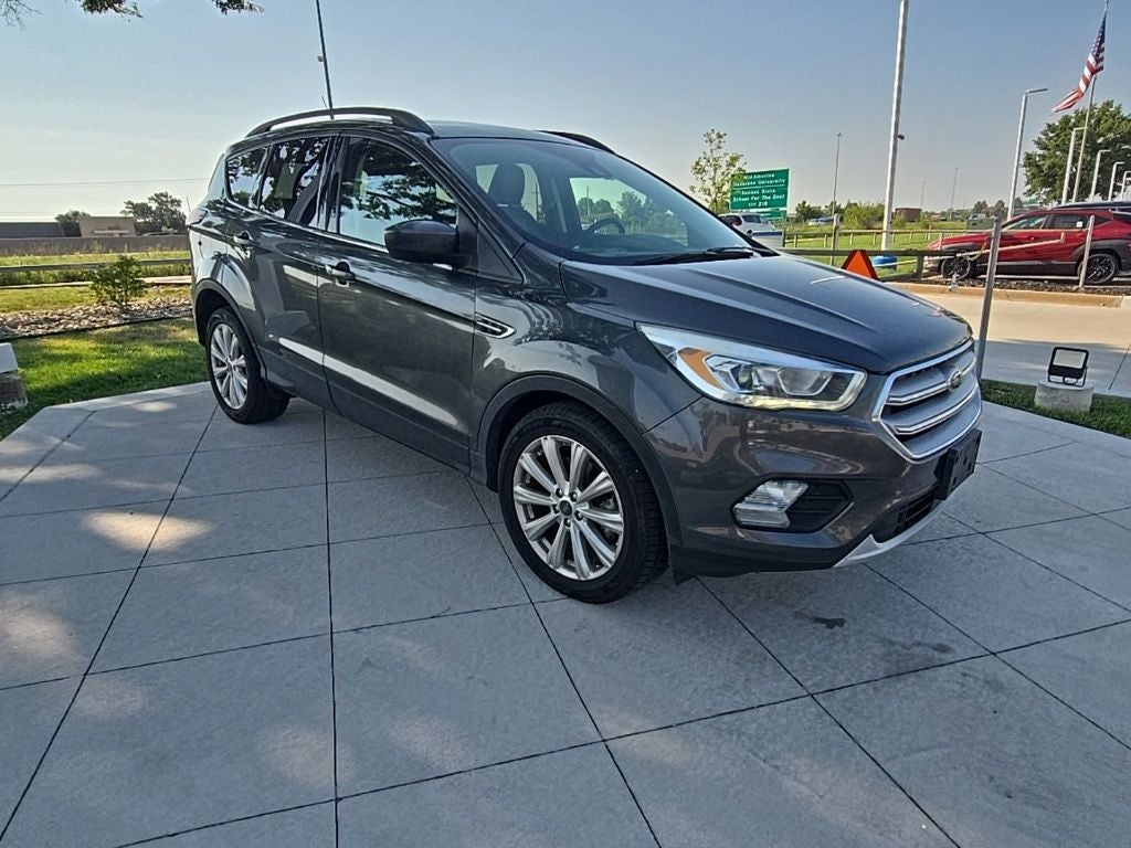Used 2019 Ford Escape SEL with VIN 1FMCU9HD6KUB78662 for sale in Kansas City