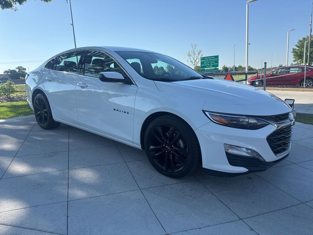Used 2023 Chevrolet Malibu 1LT with VIN 1G1ZD5ST2PF186849 for sale in Kansas City