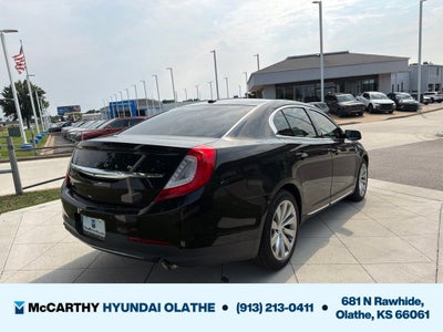 2015 Lincoln MKS Base