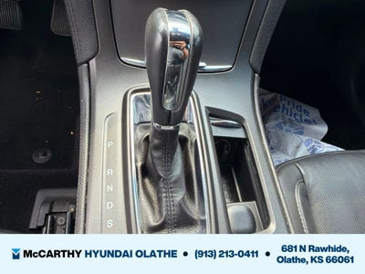 2015 Lincoln MKS Base