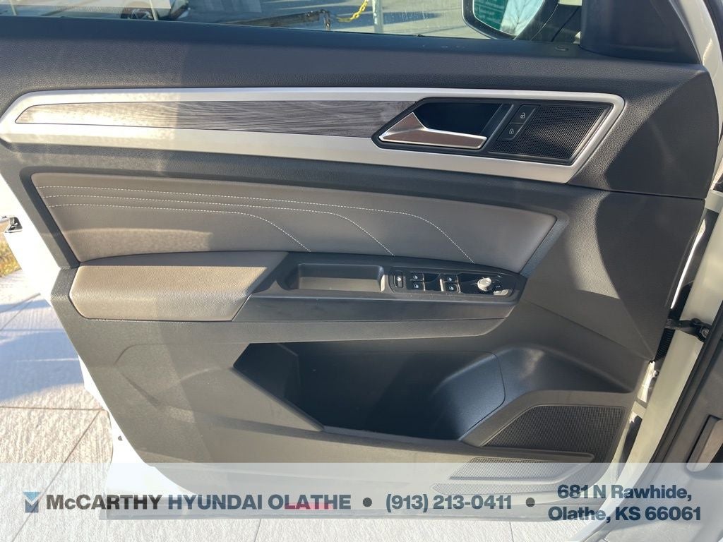 2022 Volkswagen Atlas Cross Sport 2.0T SE