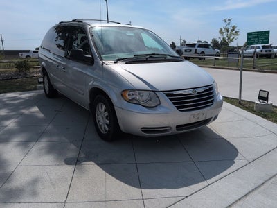 2006 Chrysler Town & Country Touring